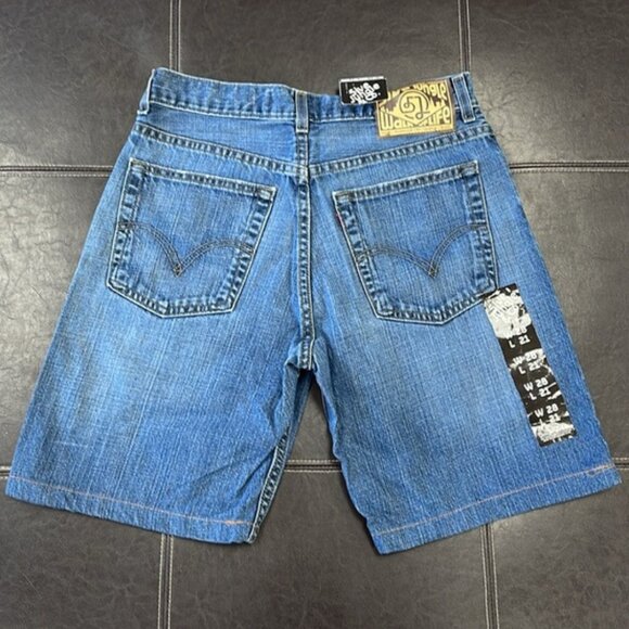 5ive Jungle & Co Women's Jean Shorts (18) - Picture 5 of 6